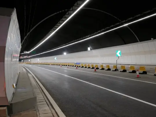 上海slower助力深圳市东部过境高速公路连接线工程通信畅通(图2)